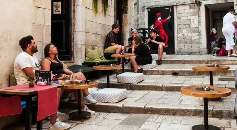 Los 16 mejores bares y discotecas de Split para disfrutar del mejor ambiente de fiesta