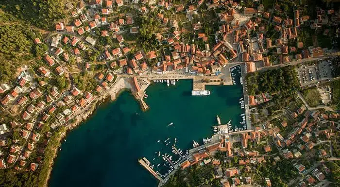 La guía de viaje completa para la isla de Hvar.
