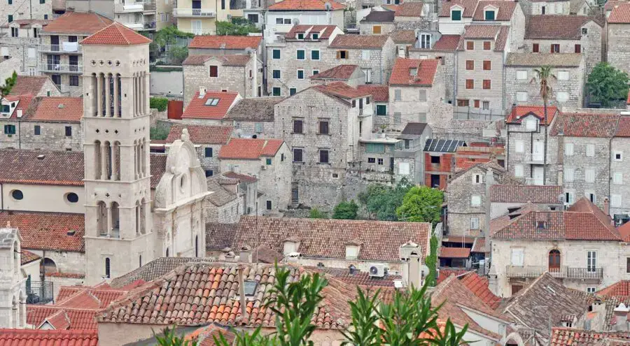 La guía de viaje completa para la isla de Hvar.