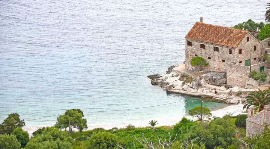 La guía de viaje completa para la isla de Hvar.