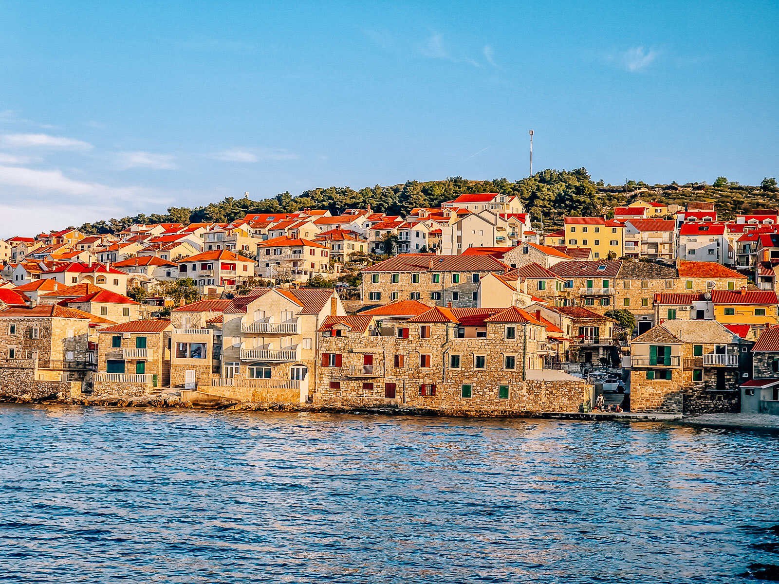 Las 12 mejores cosas para hacer en Postira, en la isla de Brac en Croacia: dónde alojarse, dónde comer y qué hacer