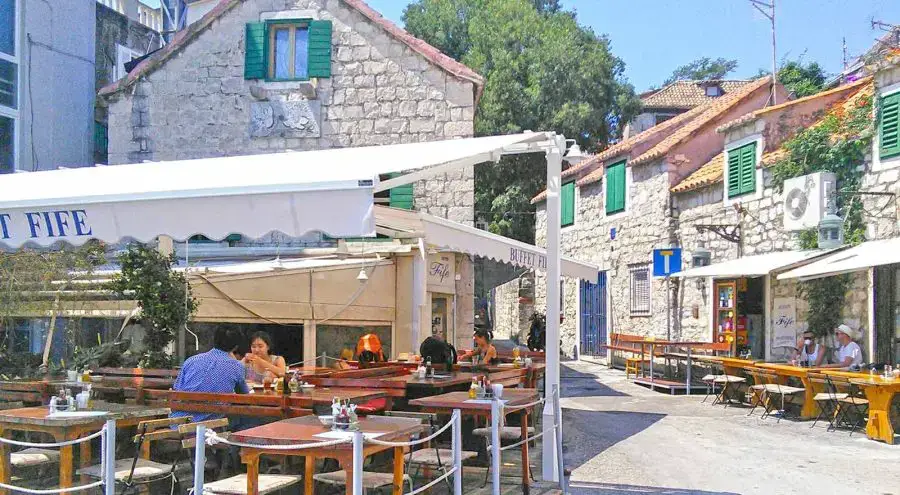Taberna Buffet Fife Split: Amor a primera vista