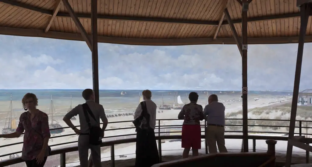 Visita la playa en La Haya: Scheveningen