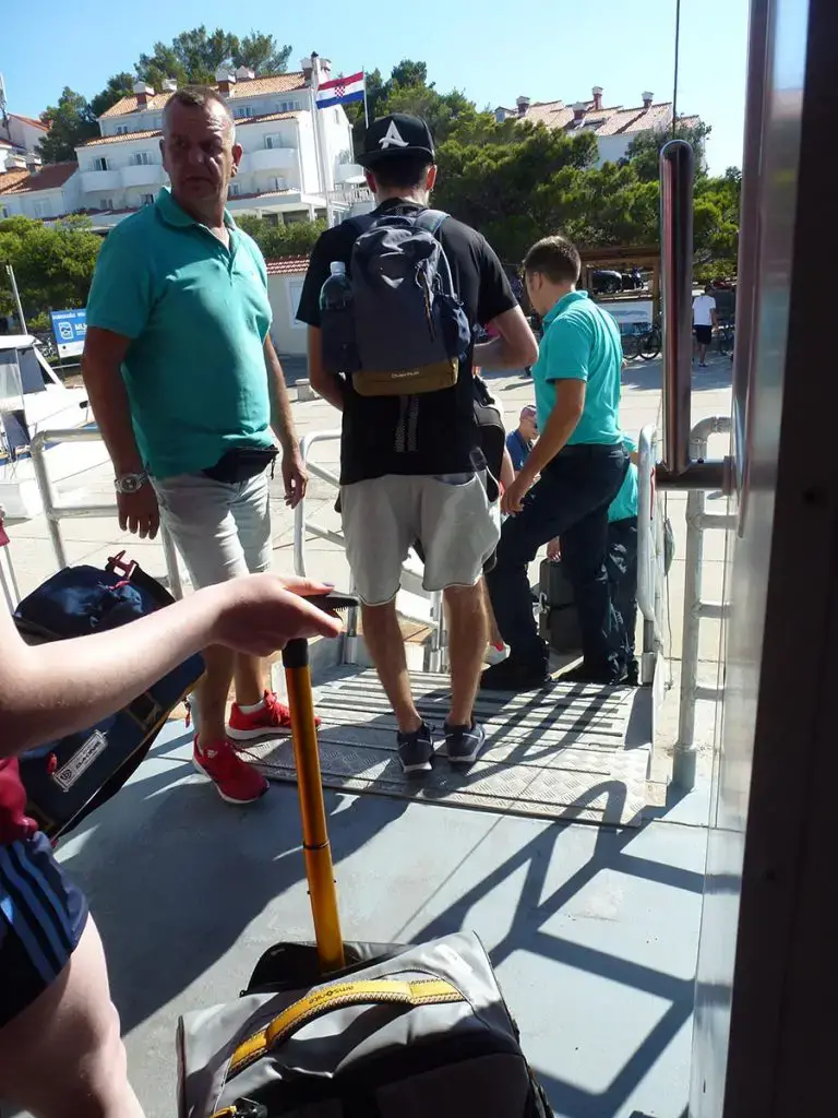 Ferry de Split a Dubrovnik: equipaje a bordo