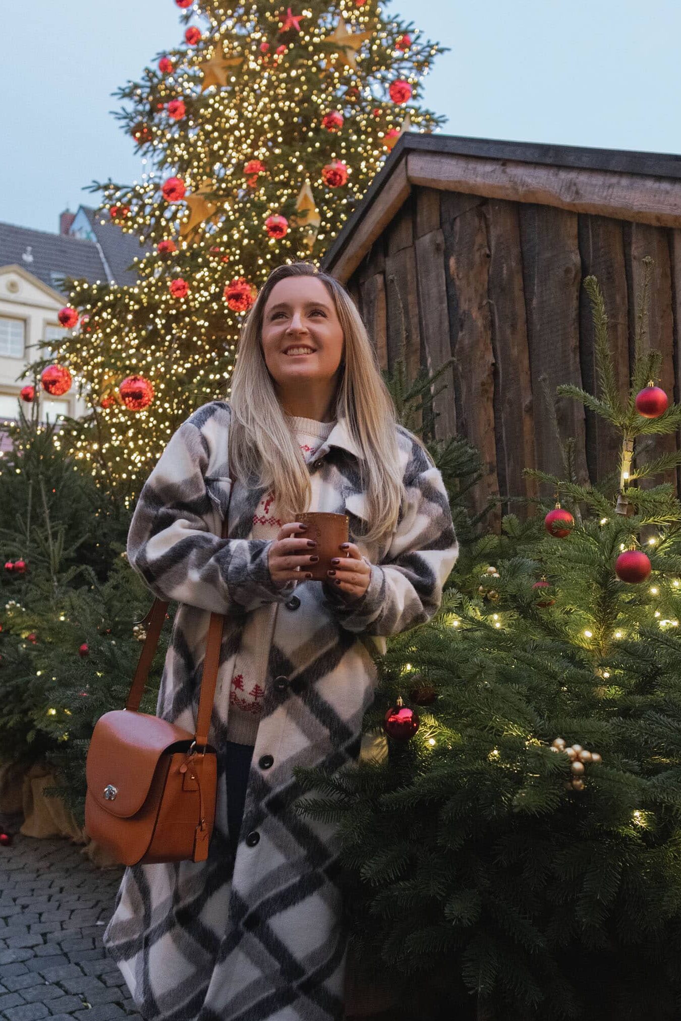 Un día en Dusseldorf en Navidad - Brown Eyed Flower Child