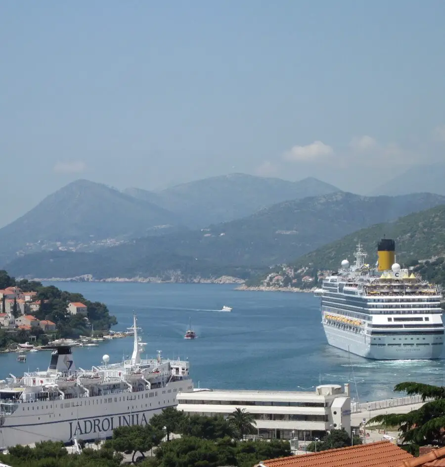 Llegar a Croacia en ferry - Guía 2023